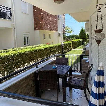 Apartamento Side'de Havuzlu Daire Side