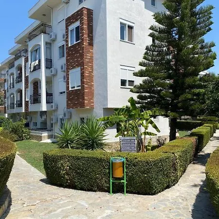 Apartman Side'de Havuzlu Daire Side