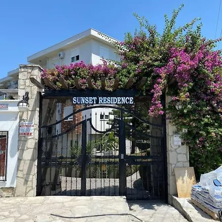 Side'de Havuzlu Daire Apartamento *